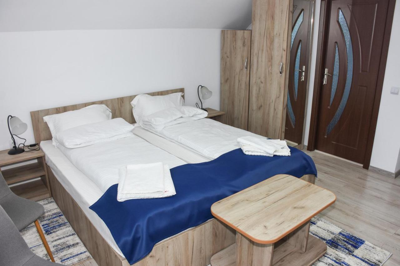 Tomis House Hotel Curtea de Argeş Eksteriør billede